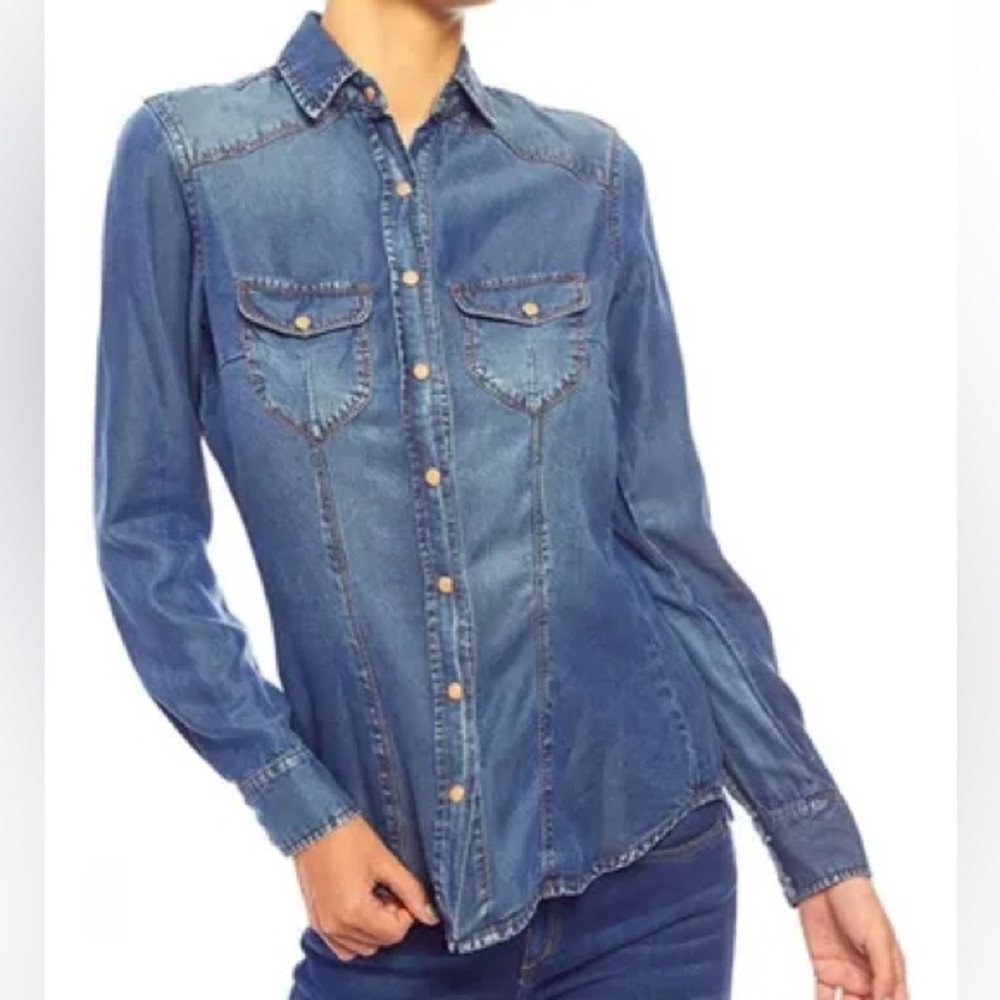 Studio Snap Denim Long sleeve Top